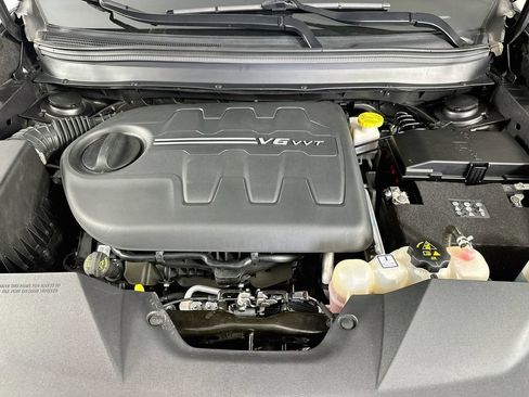 Used 2020 Jeep Cherokee Trailhawk w/ Comfort/Convenience Group AWD/4WD image 42
