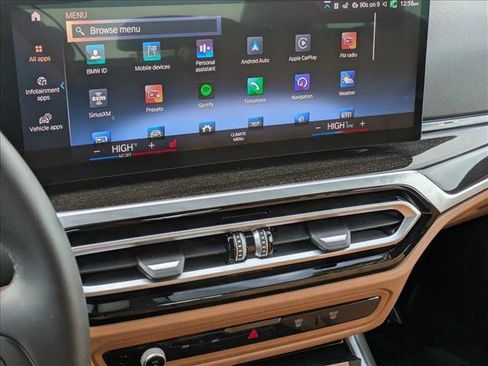 Used 2023 BMW 330i xDrive Sedan w/ Premium Package image 15