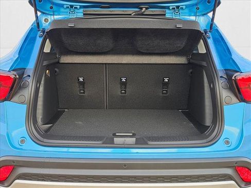 New 2026 Chevrolet Trax LT w/ Driver Confidence Package image 20