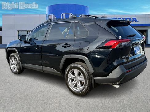 Used 2024 Toyota RAV4 XLE image 4