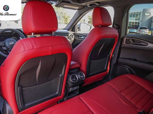 New 2025 Alfa Romeo Stelvio Sprint w/ Veloce Package AWD/4WD image 24