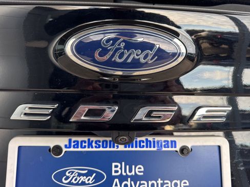 Certified 2023 Ford Edge SEL w/ Convenience Package image 14