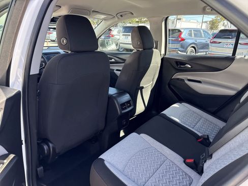Used 2023 Chevrolet Equinox LS w/ Driver Confidence II Package image 11