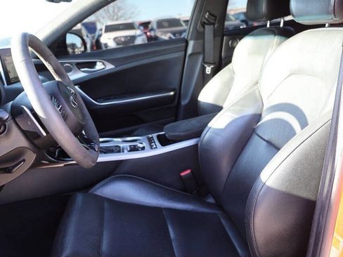 Used 2019 Kia Stinger GTS image 13