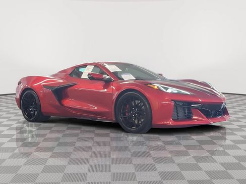 Used 2024 Chevrolet Corvette Z06 RWD image 3