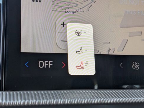 New 2025 Ford Explorer Active w/ Active Comfort Package image 26