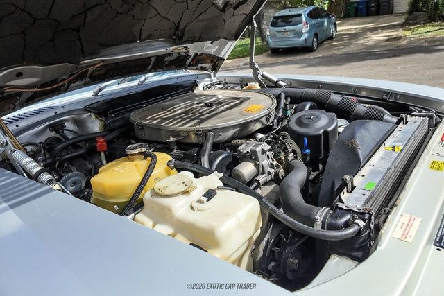 Used 1988 Mercedes-Benz 560 SL image 15