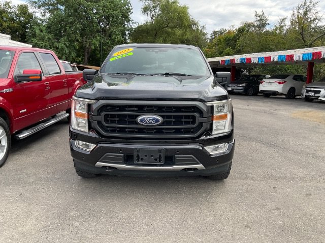 Used 2022 Ford F150 XLT w/ Equipment Group 301A Mid AWD/4WD image 3