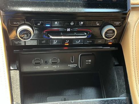 Used 2022 Jeep Grand Cherokee L Summit AWD/4WD image 38