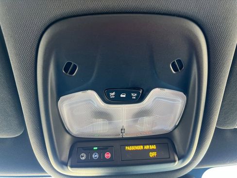 Used 2024 Chevrolet TrailBlazer RS image 7