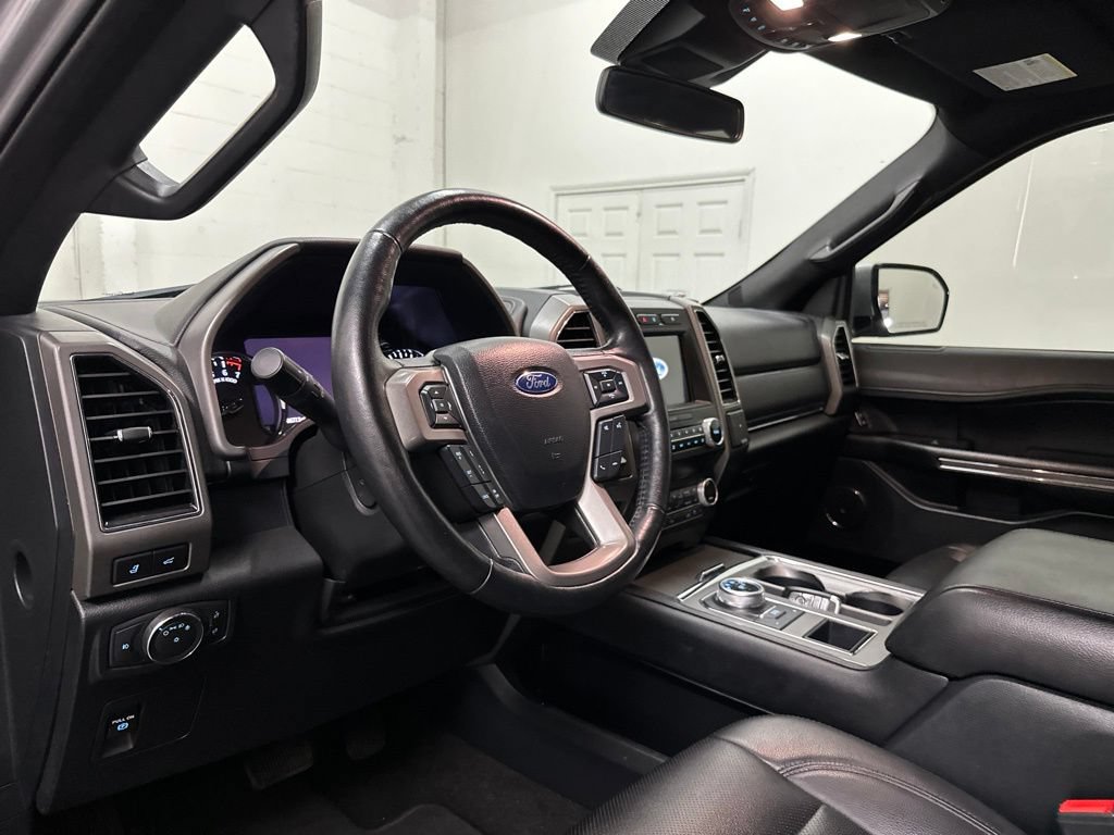 Used 2021 Ford Expedition XLT RWD image 24