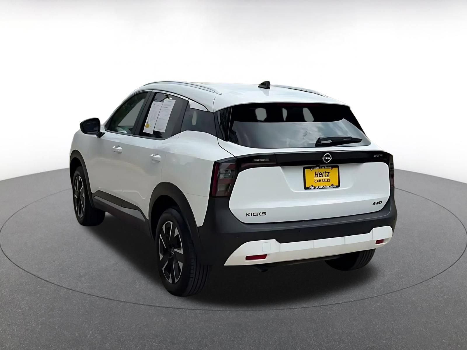 Used 2026 Nissan Kicks SV w/ Cold Weather Package AWD/4WD image 4
