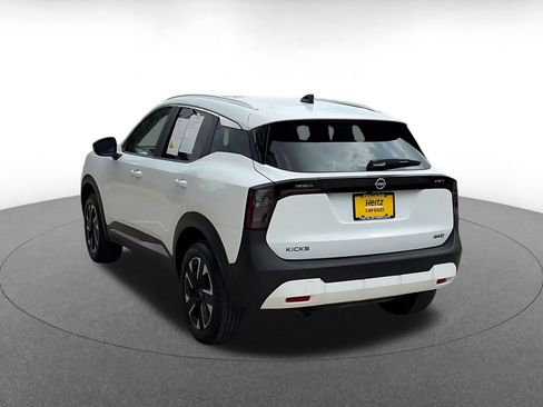 Used 2026 Nissan Kicks SV w/ Cold Weather Package AWD/4WD image 4