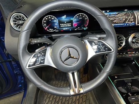 Certified 2025 Mercedes-Benz GLA 250 4MATIC image 25