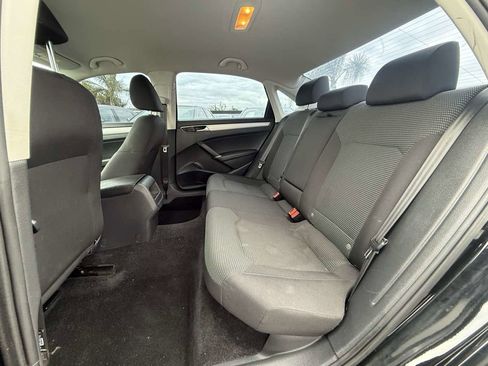Used 2016 Volkswagen Passat 1.8T S FWD image 17