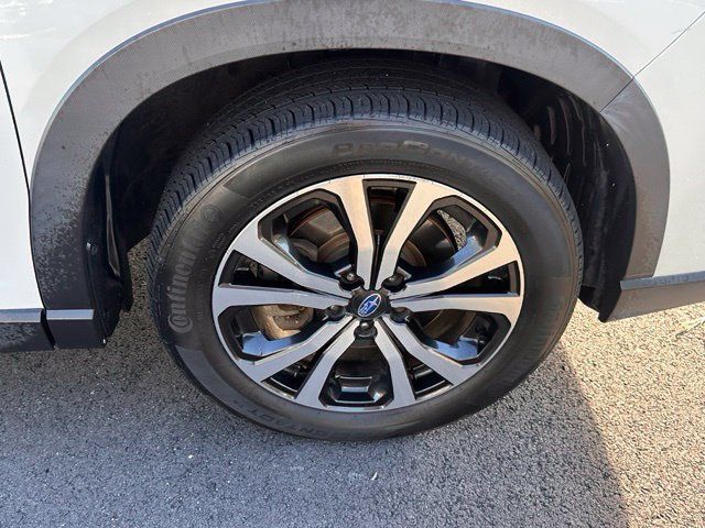 Used 2019 Subaru Forester Limited AWD/4WD image 14