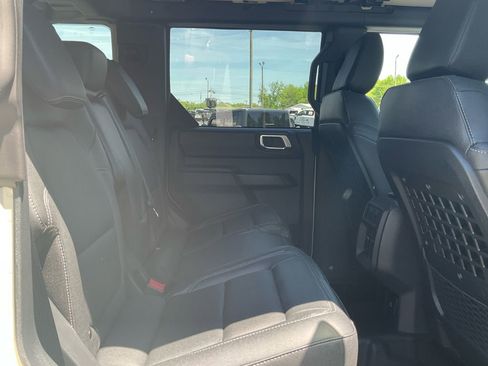 New 2026 Ford Bronco Badlands AWD/4WD image 13
