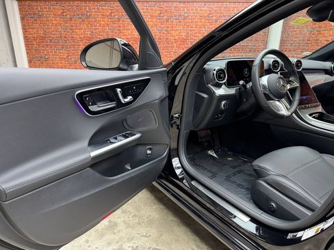 Used 2026 Mercedes-Benz C 300 4MATIC Sedan image 8