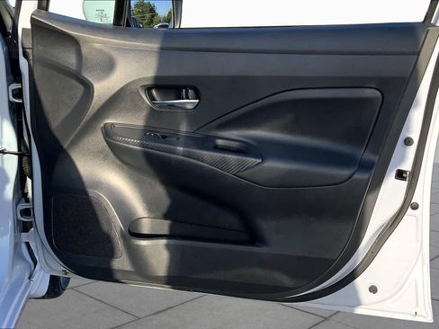 Used 2024 Nissan Versa SV w/ Trunk Package FWD image 22