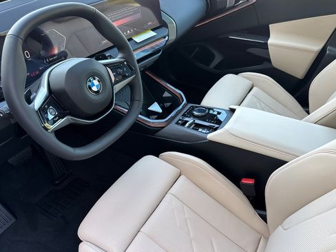 Used 2026 BMW X3 xDrive30i w/ Premium Package AWD/4WD image 4