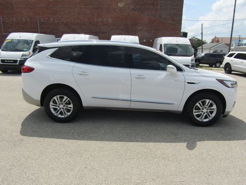 Used 2020 Buick Enclave Essence w/ Trailering Package, 5000 lbs. FWD image 2