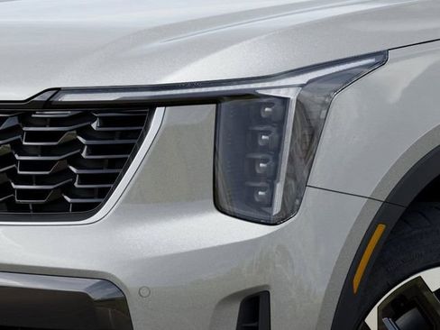New 2026 Kia Sorento S AWD/4WD image 10
