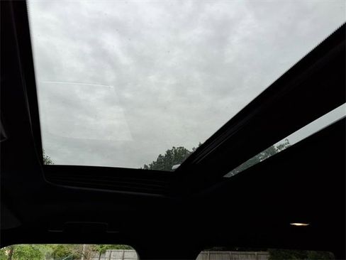 Used 2025 Nissan Armada Platinum Reserve image 15