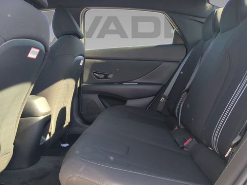 New 2025 Hyundai Elantra Sport image 12