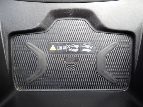 Used 2020 Chevrolet Colorado ZR2 image 22