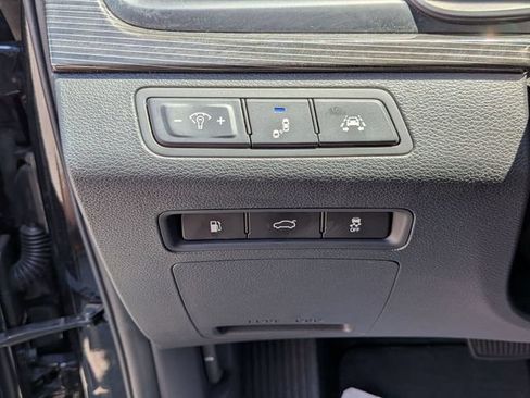 Used 2018 Hyundai Sonata Limited w/ Limited Ultimate Package 03 FWD image 16