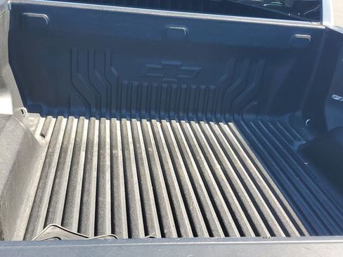 Certified 2020 Chevrolet Silverado 1500 Custom w/ Custom Value Package AWD/4WD image 8