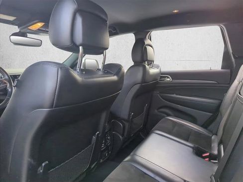 Used 2020 Jeep Grand Cherokee Altitude image 17