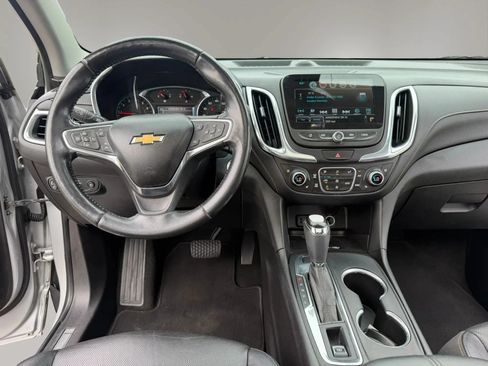 Used 2018 Chevrolet Equinox Premier FWD image 8