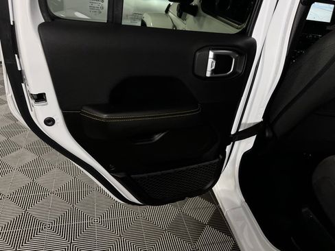 Used 2024 Jeep Wrangler Unlimited Sahara w/ Technology Group image 31