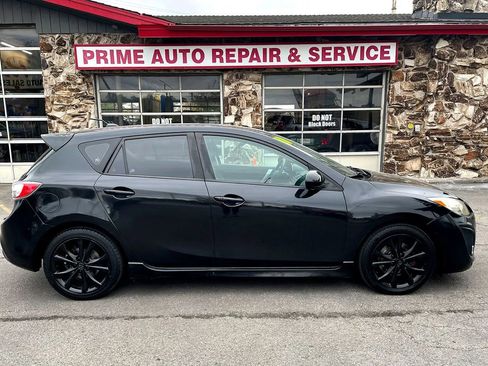 Used 2010 MAZDA MAZDA3 s Grand Touring image 8