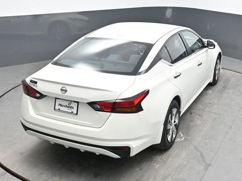 Used 2020 Nissan Altima 2.5 S FWD image 30