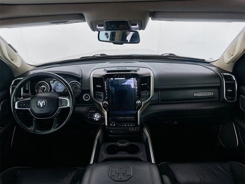 Used 2019 RAM 1500 Laramie image 24