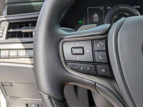 Used 2025 Lexus ES 300h w/ Technology Package FWD image 10