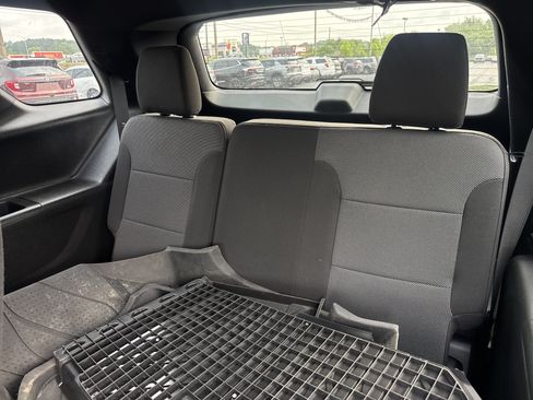 Used 2023 Chevrolet Traverse LT w/ LPO, Floor Liner Package AWD/4WD image 14