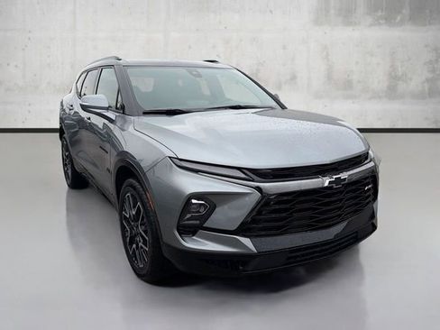 New 2026 Chevrolet Blazer RS w/ LPO, Floor Liner Package image 6
