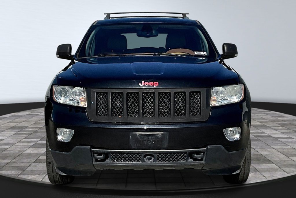 Used 2012 Jeep Grand Cherokee Overland Summit AWD/4WD image 3