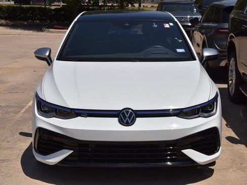 Used 2024 Volkswagen Golf R AWD/4WD image 3