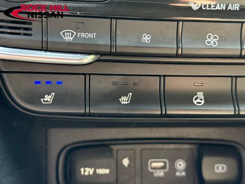 Used 2019 Hyundai Santa Fe AWD image 23