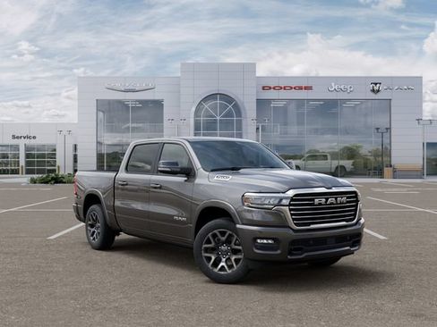 Used 2026 RAM 1500 Laramie AWD/4WD image 5