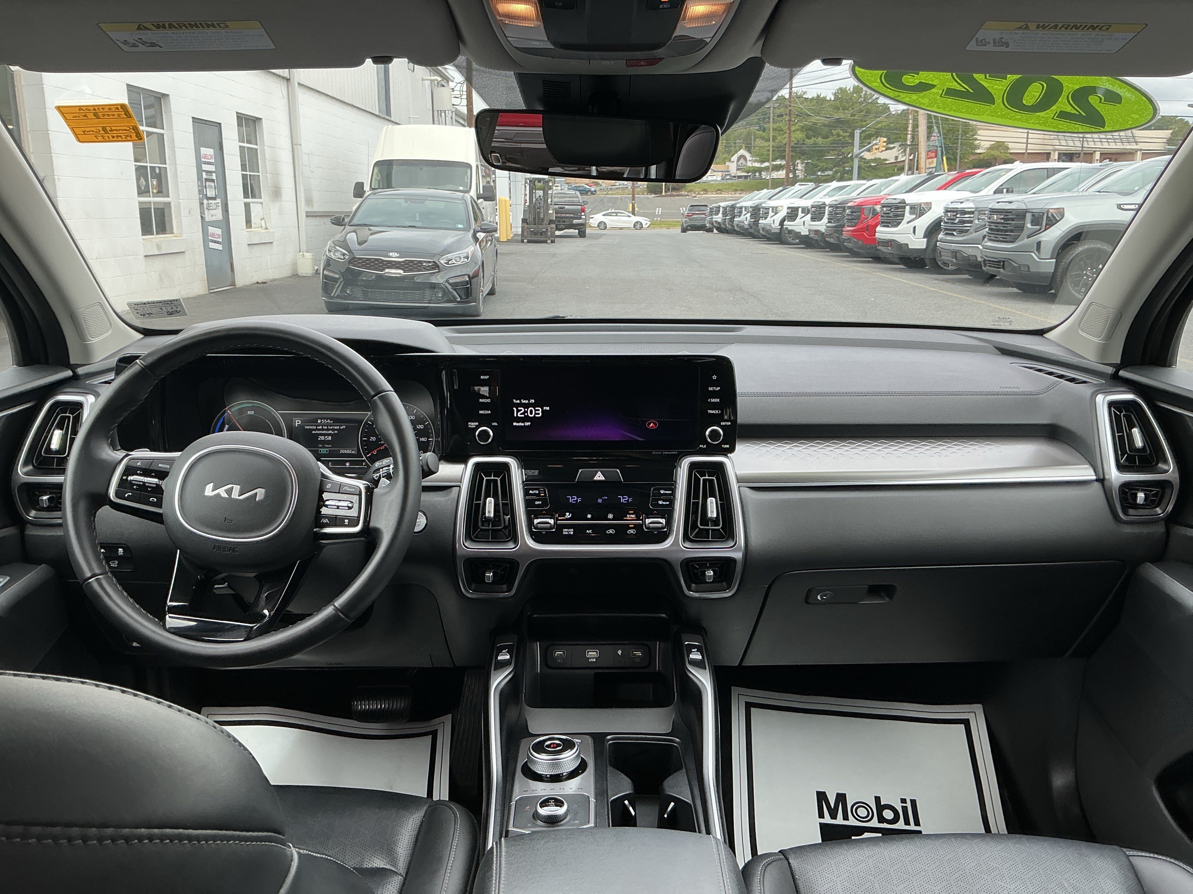 Certified 2023 Kia Sorento EX AWD/4WD image 11