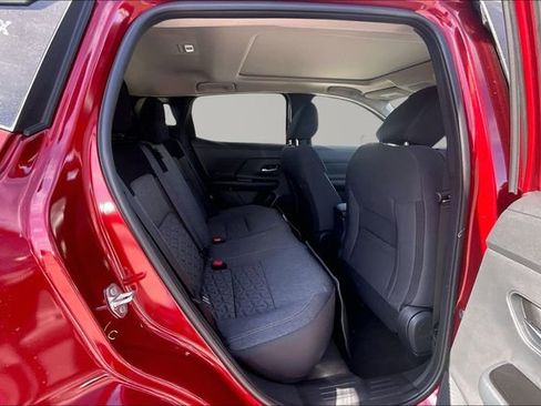 New 2026 Nissan Kicks SV w/ SV Premium Package FWD image 9