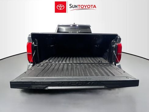 Used 2025 Toyota Tacoma TRD Sport w/ TRD Sport Upgrade Package RWD image 33