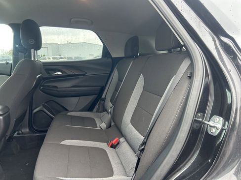 Used 2025 Chevrolet TrailBlazer LT image 6