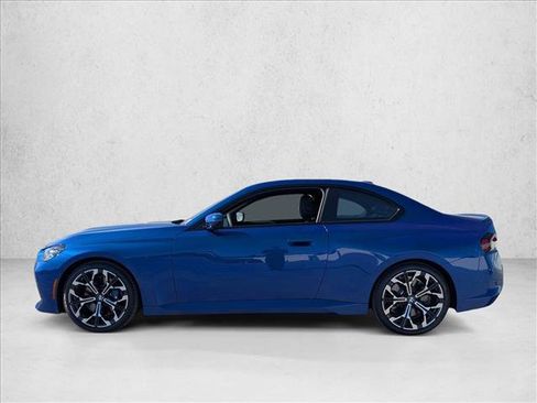 Used 2025 BMW 230i Coupe w/ M Sport Package image 5