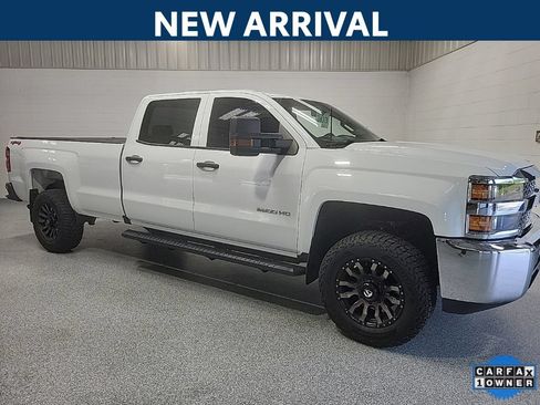 Used 2019 Chevrolet Silverado 2500 W/T w/ WT Convenience Package AWD/4WD image 1